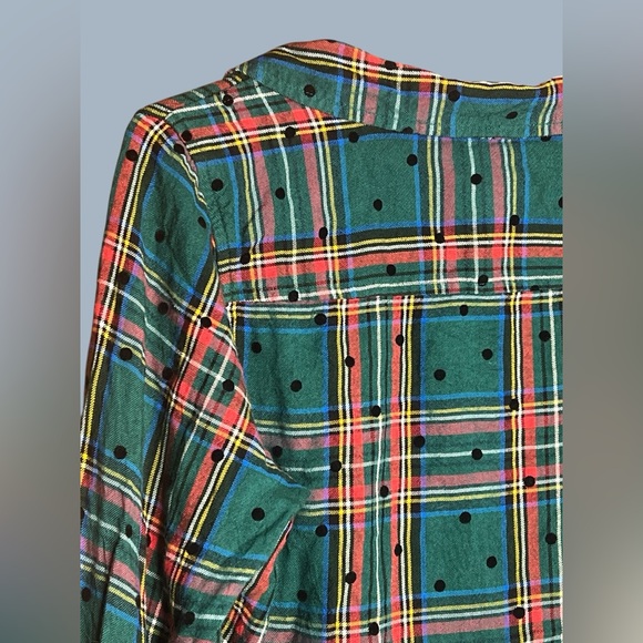 D&Co Green Plaid Women's Blouse - Picture 5 of 8